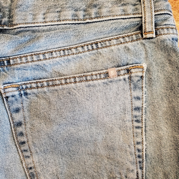 Everlane the relaxed 90s short - Picture 7 of 7